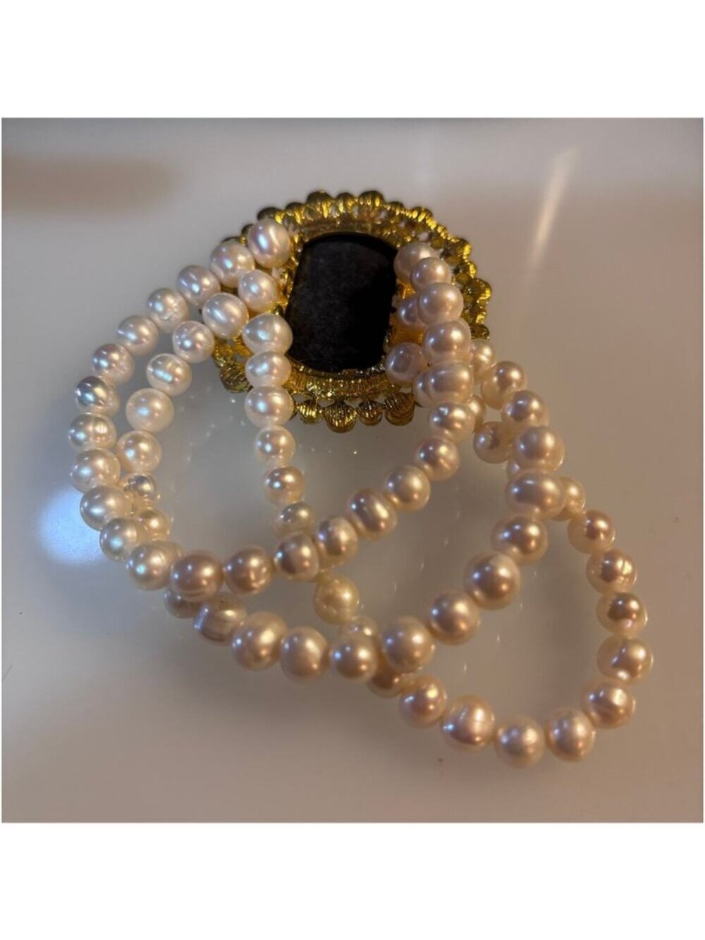 Gorgeous Huge Cameo Bracelet with Fresh Culture Pearls and Rhinestones - Picture 10 of 10